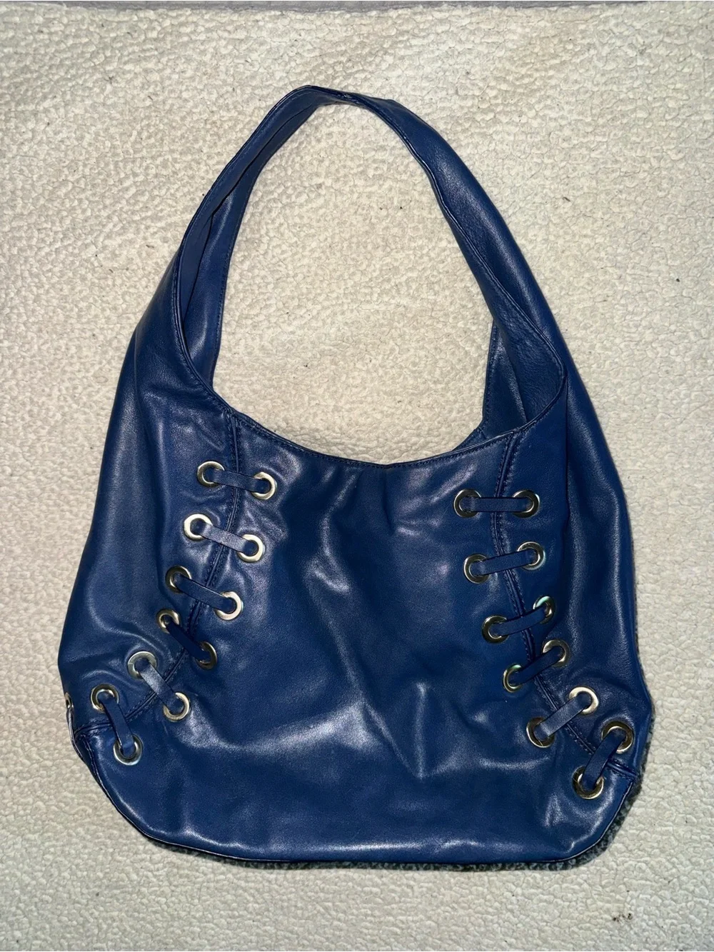 Michael Kors Astor Leather hobo bag in navy blue leather